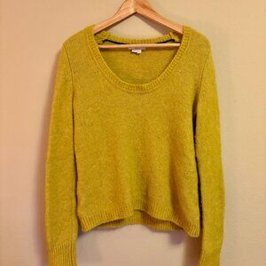 Boden Scoop Neck Fluffy Sweater size small